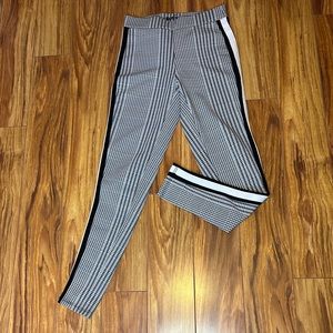 Fashion Nova leggings